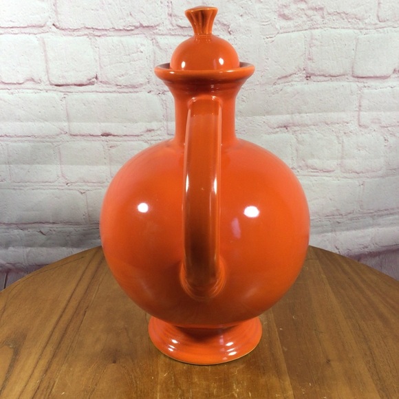 Vintage Fiestaware Original Red Carafe with Corked Lid - Picture 3 of 14